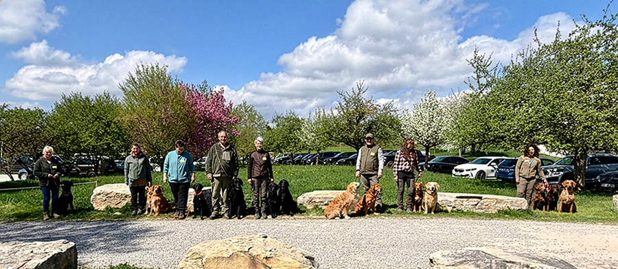 GruppenfotoDronsbergerJagdhundetag